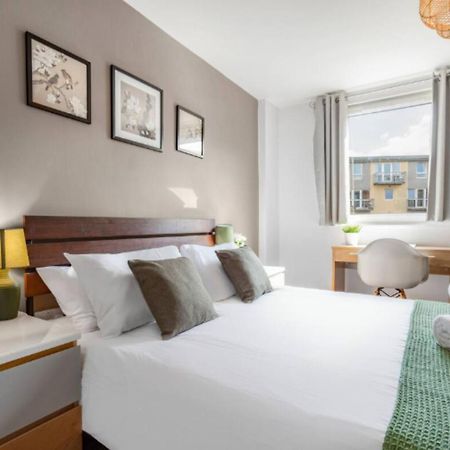 Oriental Suite 2 Bed 2 Bath Netflix And Free Parking, Games- Maihom Birmingham Kültér fotó