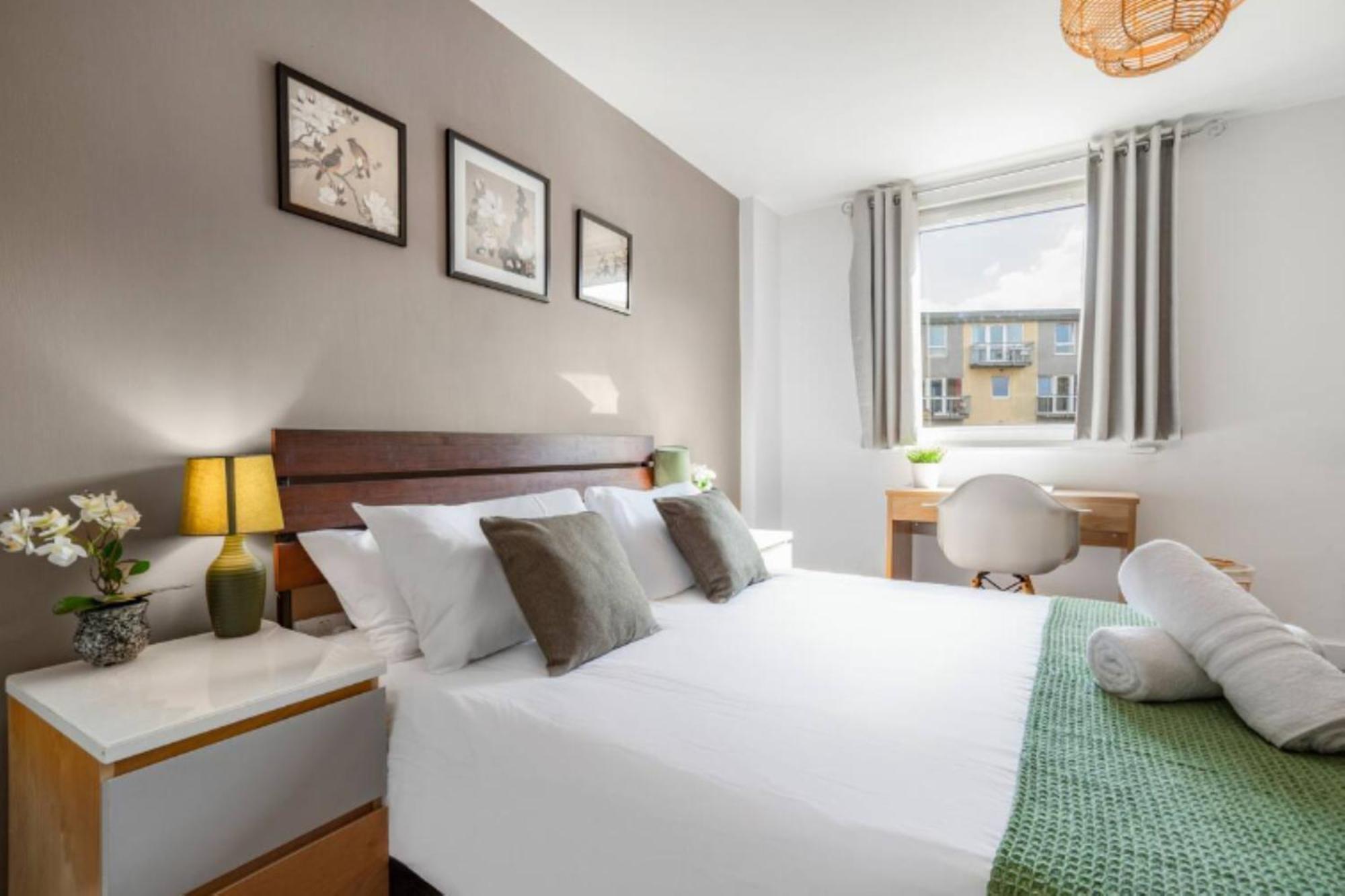 Oriental Suite 2 Bed 2 Bath Netflix And Free Parking, Games- Maihom Birmingham Kültér fotó