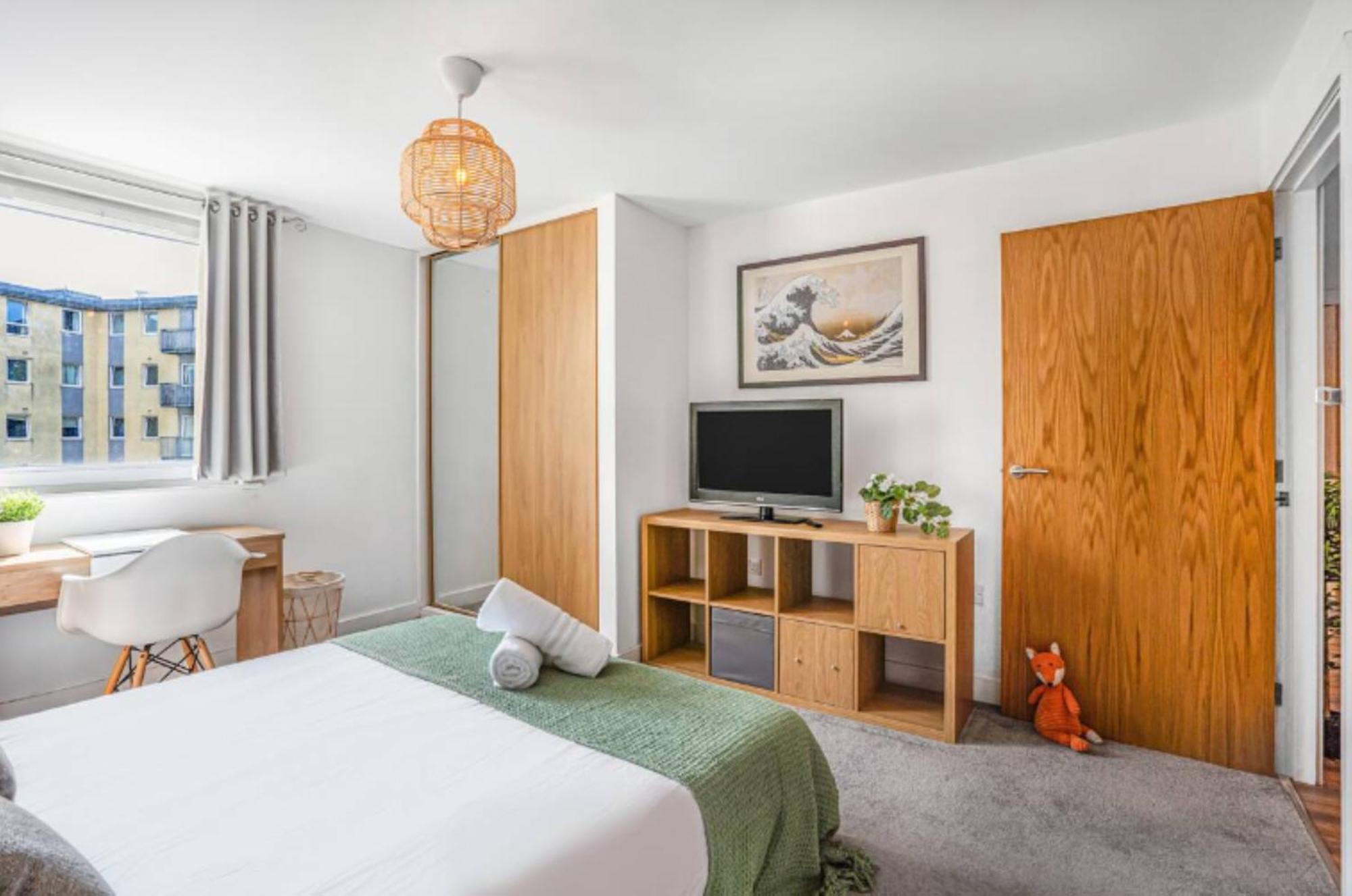 Oriental Suite 2 Bed 2 Bath Netflix And Free Parking, Games- Maihom Birmingham Kültér fotó