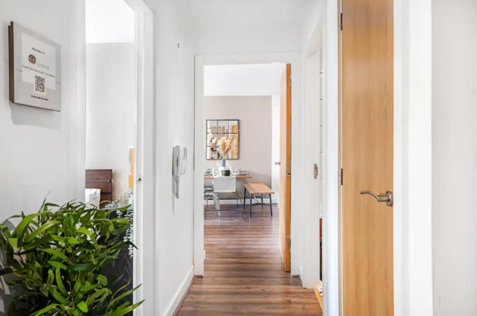 Oriental Suite 2 Bed 2 Bath Netflix And Free Parking, Games- Maihom Birmingham Kültér fotó