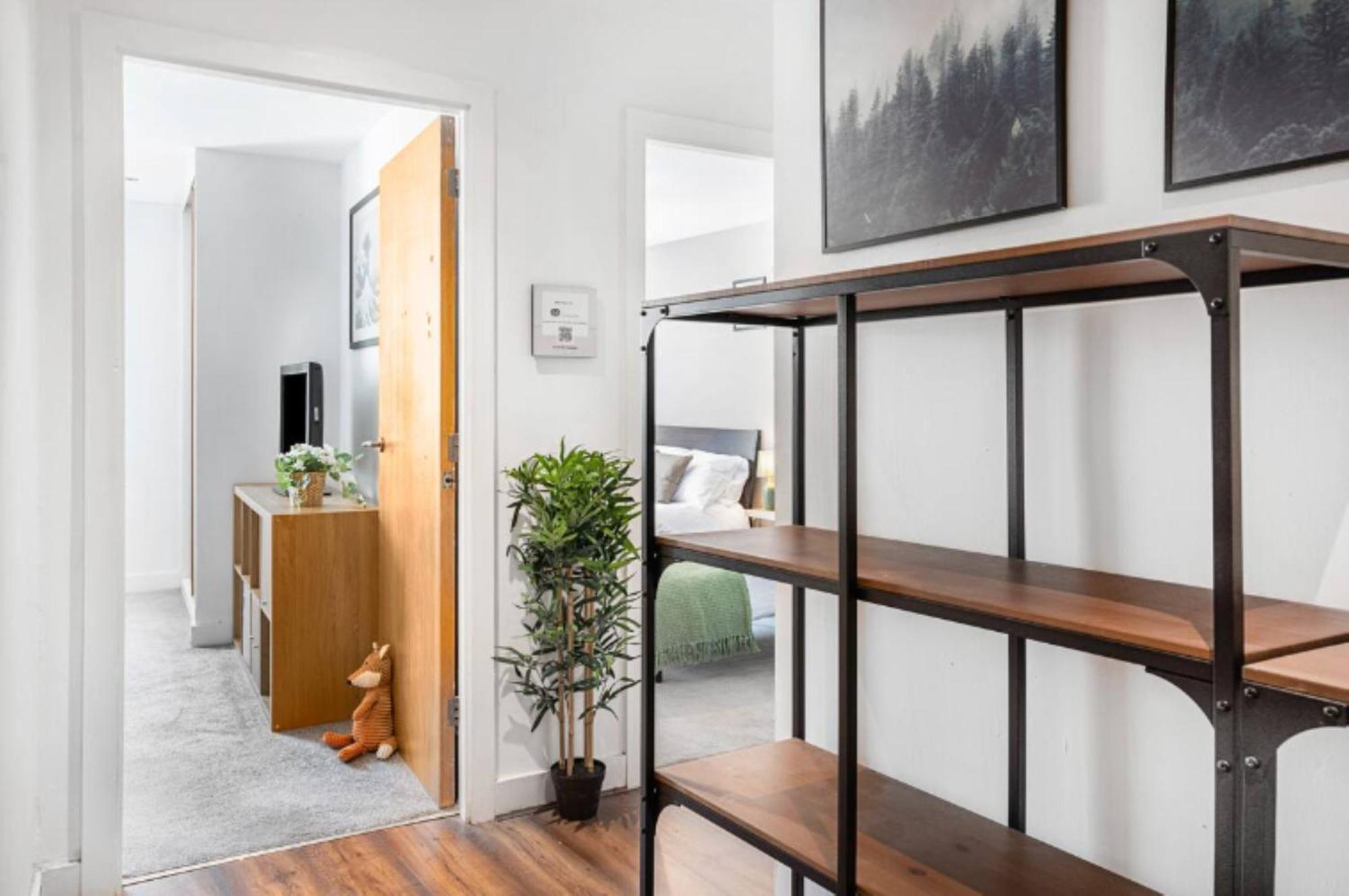 Oriental Suite 2 Bed 2 Bath Netflix And Free Parking, Games- Maihom Birmingham Kültér fotó