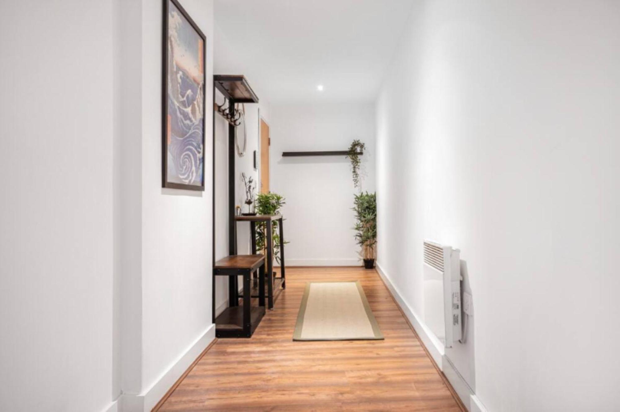 Oriental Suite 2 Bed 2 Bath Netflix And Free Parking, Games- Maihom Birmingham Kültér fotó